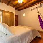 Casa Porto - Luxury 5 BR Beachfront Villa in Bocagrande by Huespedia
