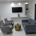 Apartamento Con Ubicacion Estrategica