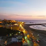 Apto Duplex frente al Mar y cerca centro historico
