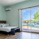 Fragata Island House