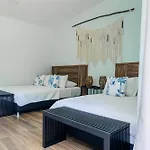 Fragata Island House