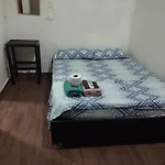 Hostal #10-33