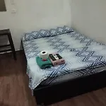 Hostal #10-33