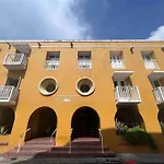 Bello Apto Dentro Del Centro Historico!