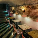 Casa Movida Hostel