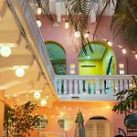 Casa Movida Hostel