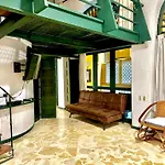 By Calamari Homes - El Porvenir 207 Walled City