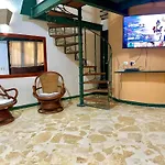 By Calamari Homes - El Porvenir 207 Walled City