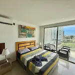 Escapate Al Paraiso! Apartamento Con Piscina A Pasos Del Mar En Marbella
