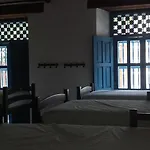 El Genoves Hostal