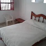 Casa De Familia