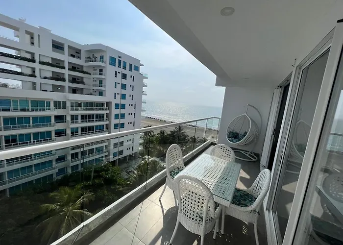 Hermoso Apartamento Con Vista Al Mar Y Salida Directa A La Playa