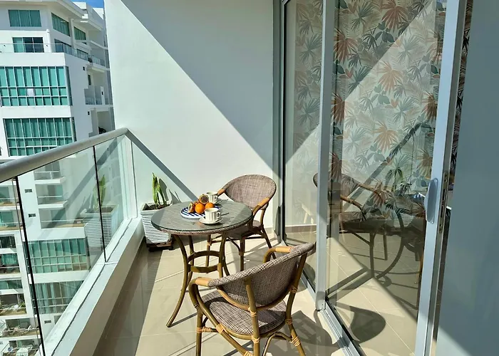 Great Sunsets & Sea Views, Near Beach&Downtown