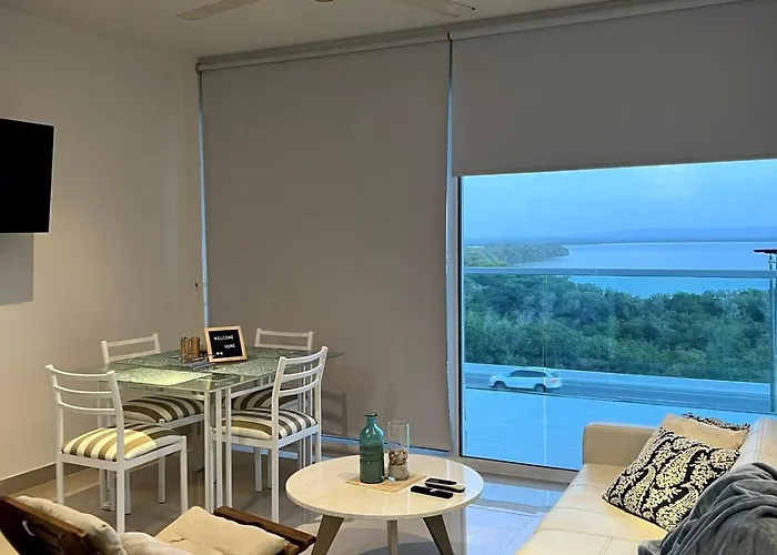 Morros 922 Seaside Retreat