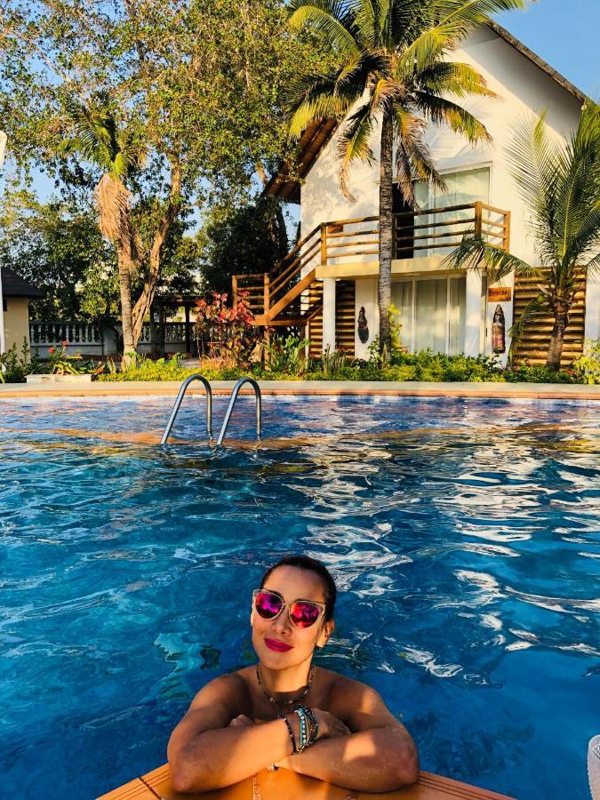 Beach Bungalows Hotel 3*