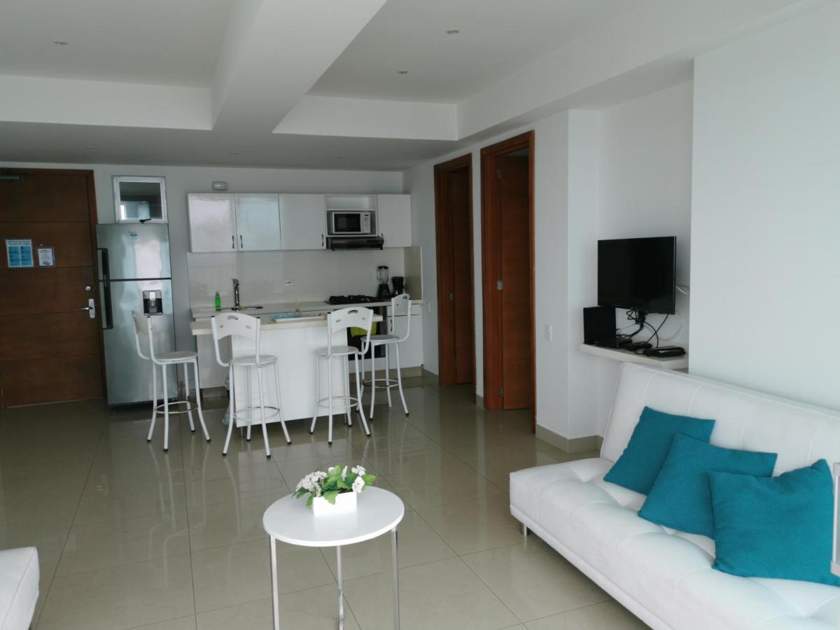 Apto Frente Al Mar Bocagrande Apartamento *