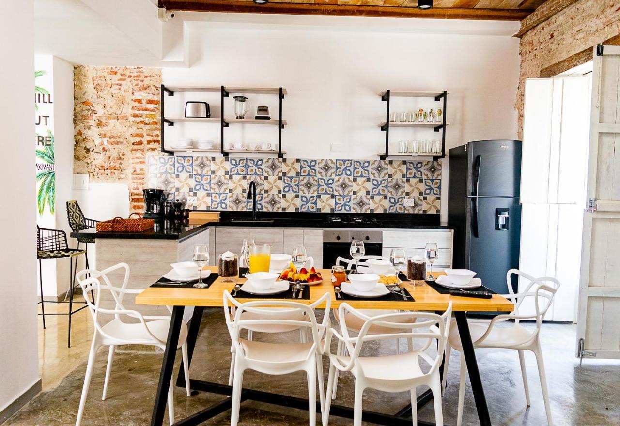 Fun House Pool & Rooftop Location Getsemani! Сasa de vacaciones *