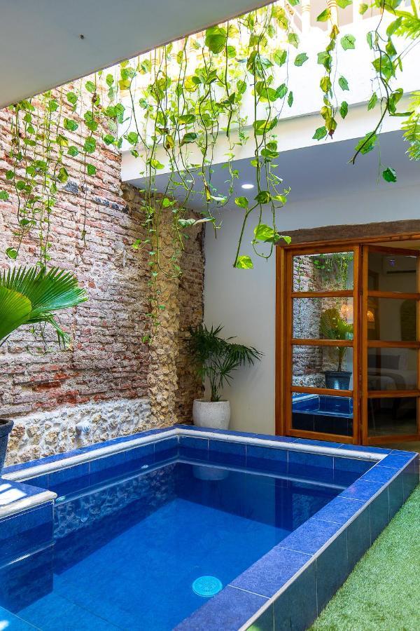 Fun House Pool & Rooftop Location Getsemani! Сasa de vacaciones *