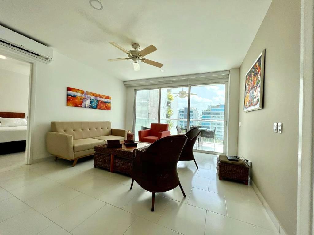 Apartamento Hermoso Familiar /acceso Directo A La Playa. Morros 3