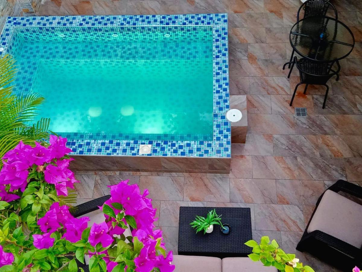Сasa de vacaciones Guest Friendly Boutique House In Great Location *