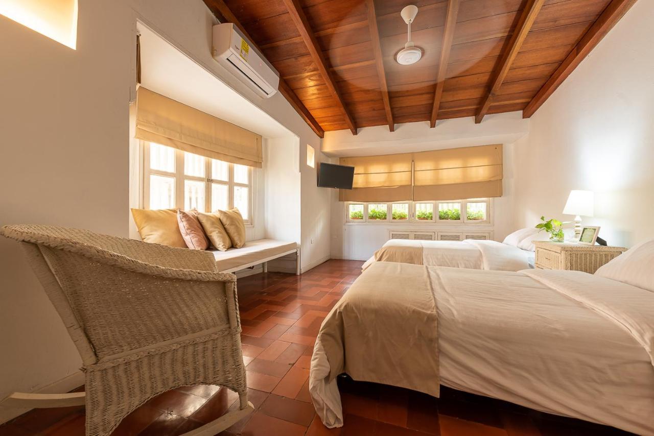 Casa Porto - Luxury 5 Br Beachfront In Bocagrande By Huespedia