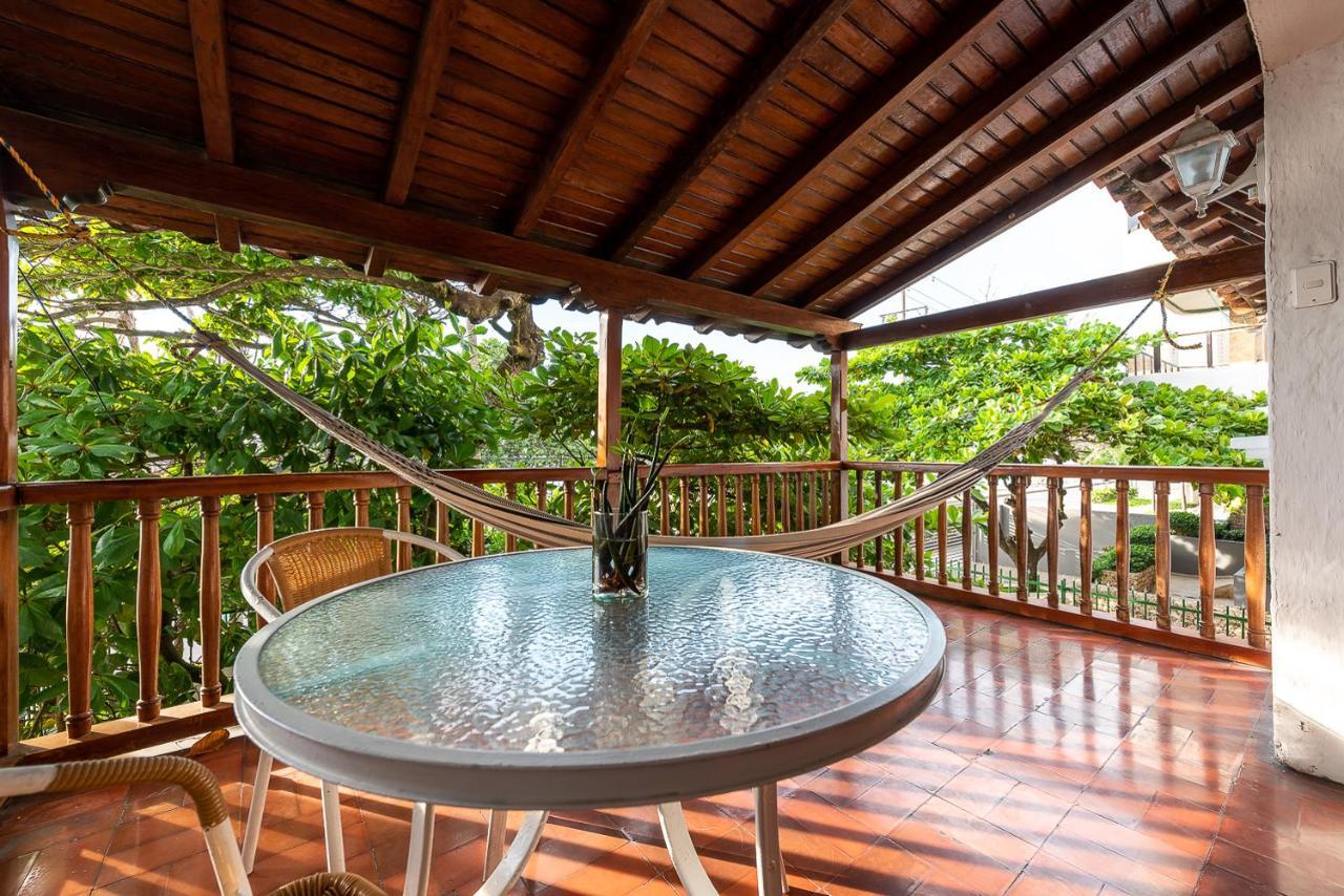 Villa Casa Porto - Luxury 5 Br Beachfront In Bocagrande By Huespedia *