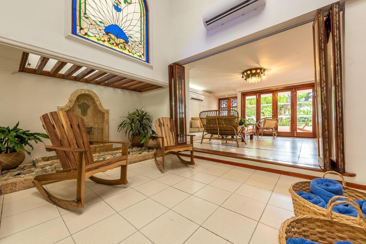 Villa Casa Porto - Luxury 5 Br Beachfront In Bocagrande By Huespedia *