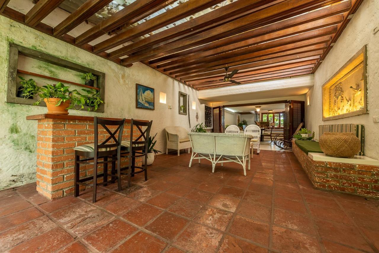 Villa Casa Porto - Luxury 5 Br Beachfront In Bocagrande By Huespedia Cartagena