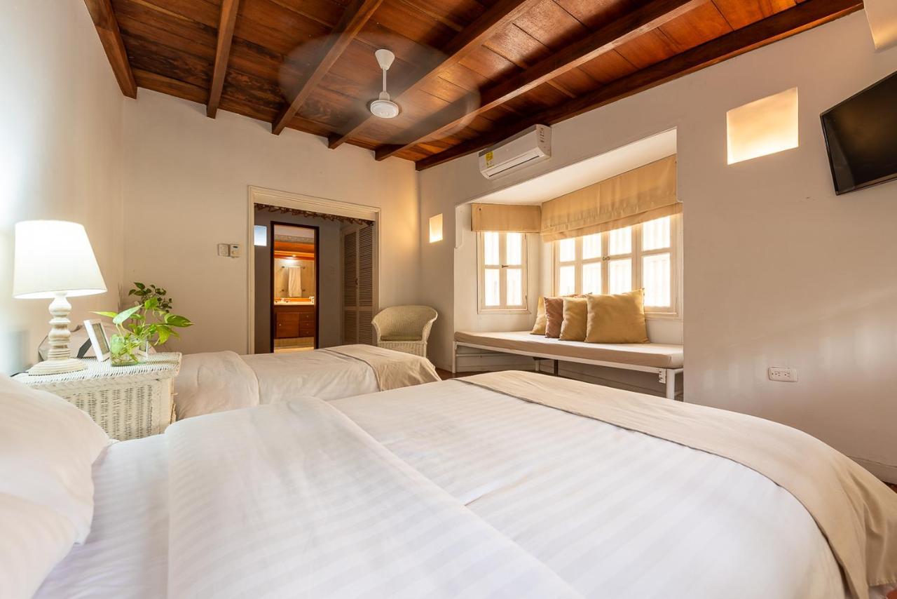 Casa Porto - Luxury 5 Br Beachfront In Bocagrande By Huespedia * Cartagena