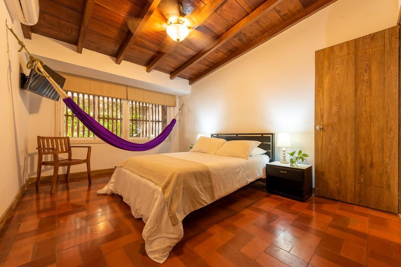 Casa Porto - Luxury 5 Br Beachfront In Bocagrande By Huespedia Villa
