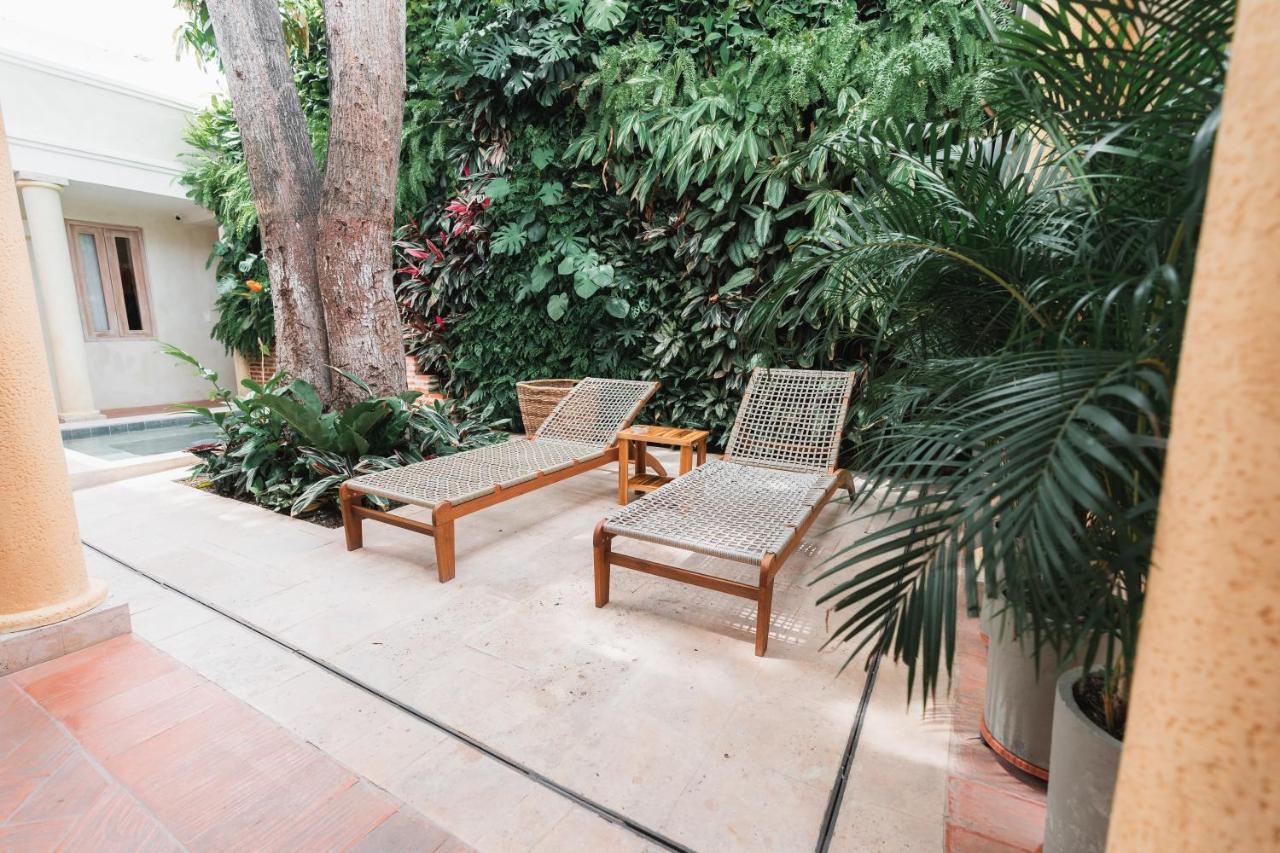 Casa Jaguar Boutique *