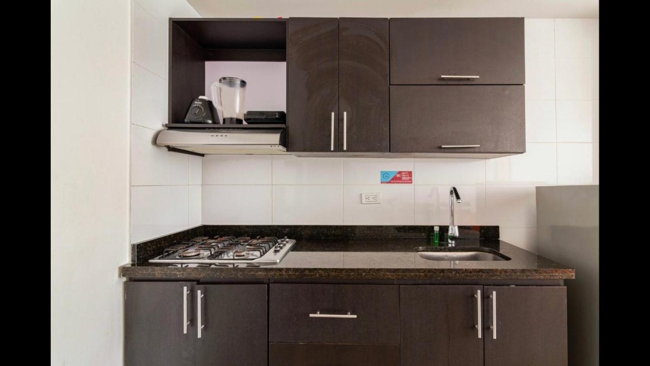 Apartamento Con Piscina A Una Cuadra De La Playa Cartagena