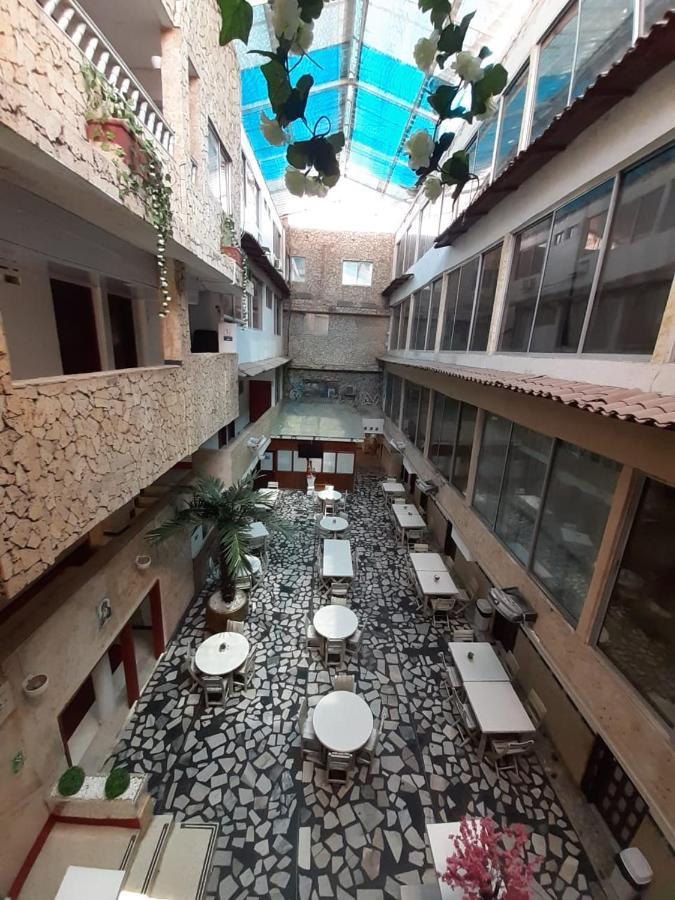 Hotel Toledo Fl