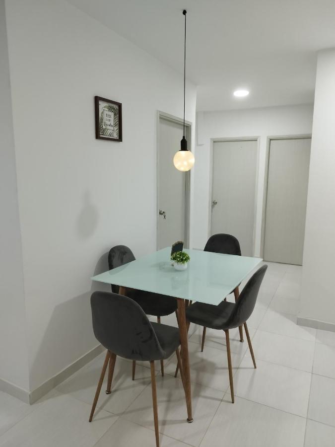 Apartamento Con Ubicacion Estrategica *
