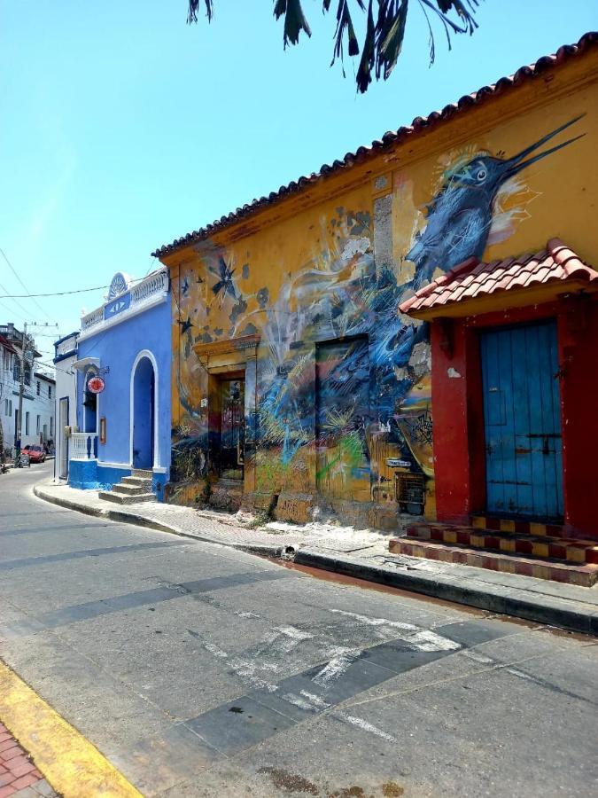 Plaza De La Trinidad 3*