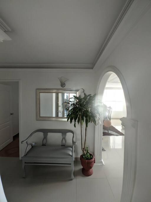 Apartamento Amoblado *