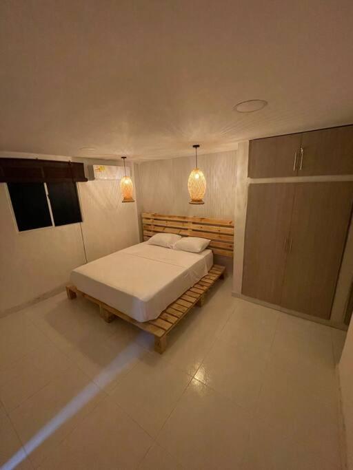 Wonderful Trinity House In Crespo. * Cartagena