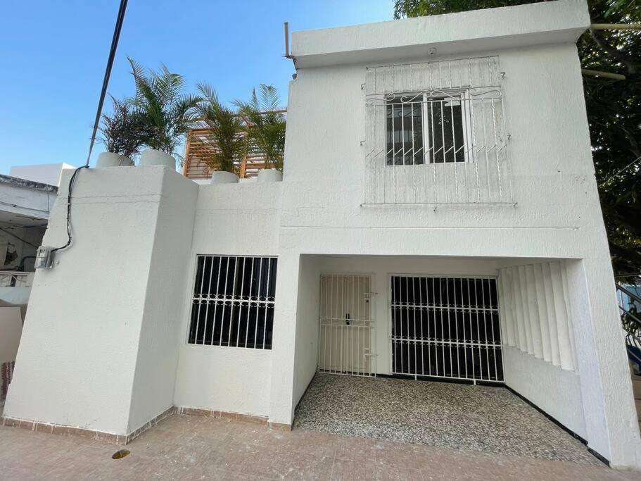 Сasa de vacaciones Wonderful Trinity House In Crespo. *