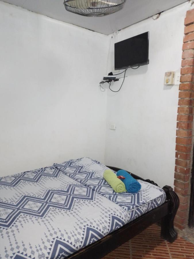 #10-33 * Cartagena