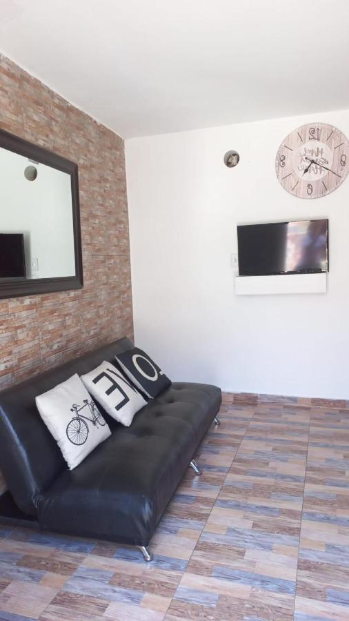 1cl2 In The Walled Center With Aircon Apartamento