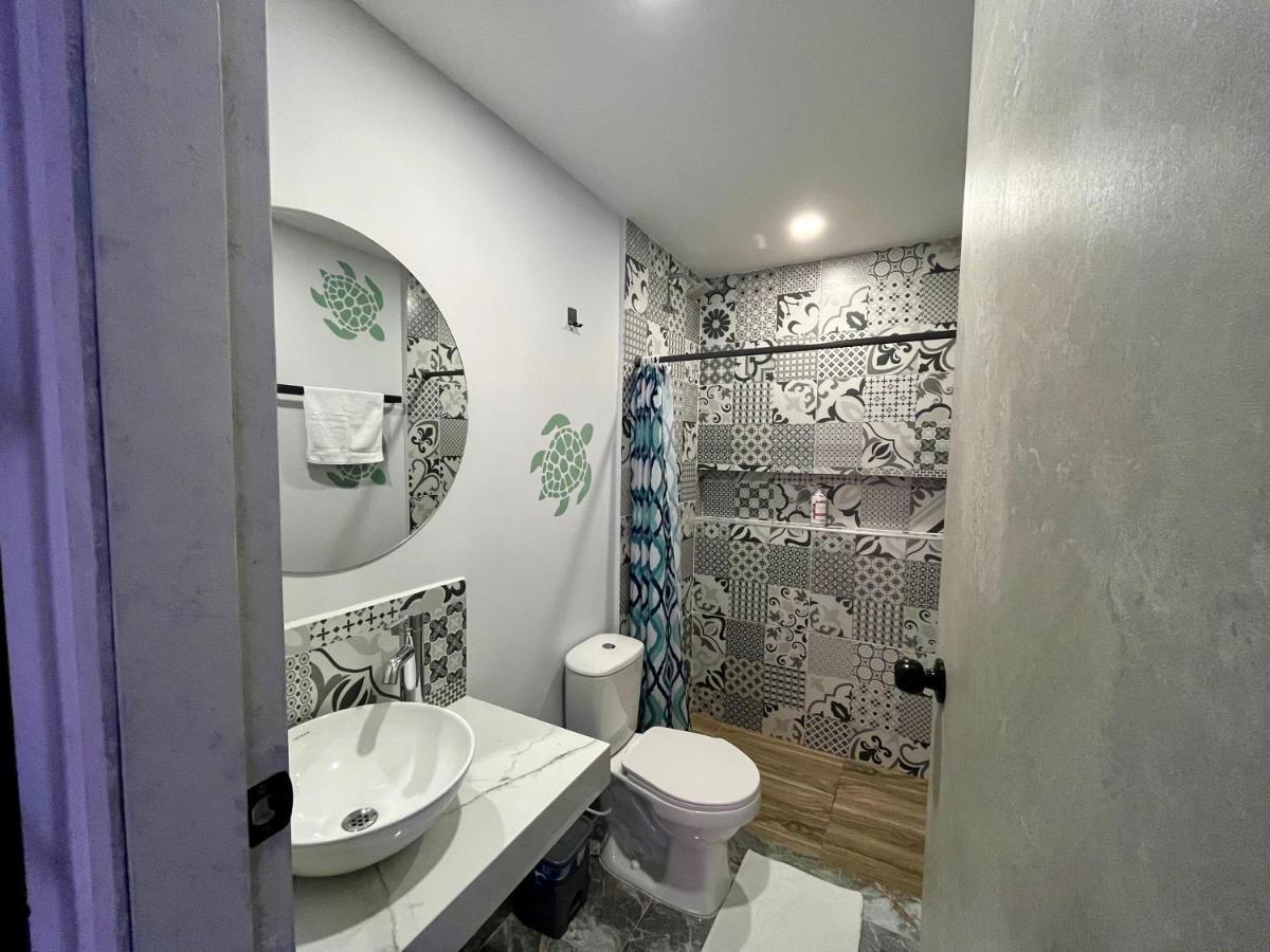 Awesome Brand New Studio Near Old Town Apartamento