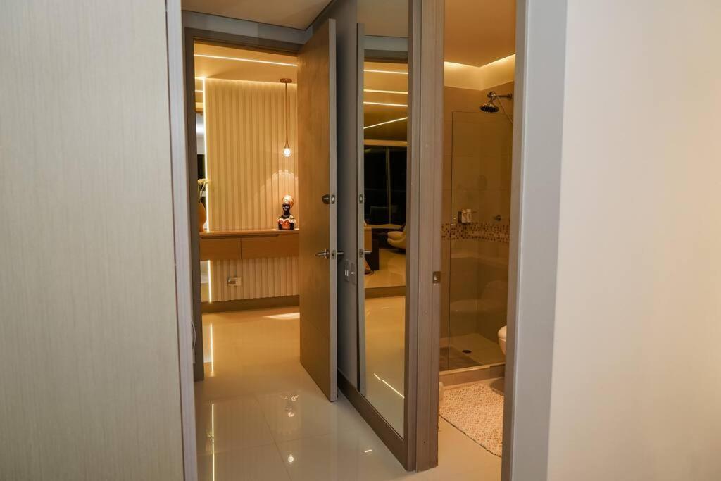 Luxury Beachfronts En En Bocagrande Y Marbella * Cartagena