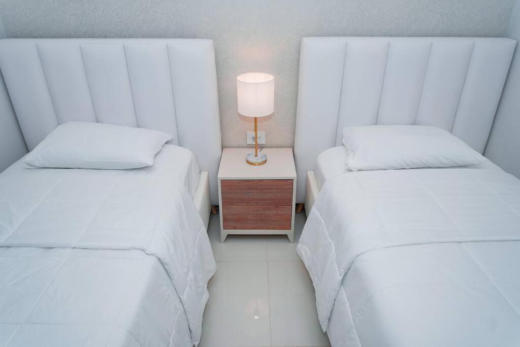 Apartamento Luxury Beachfronts En En Bocagrande Y Marbella *
