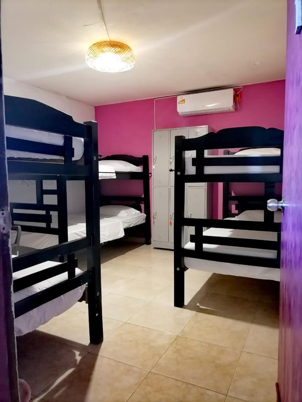 Pensión Shalom Adonai Cartagena