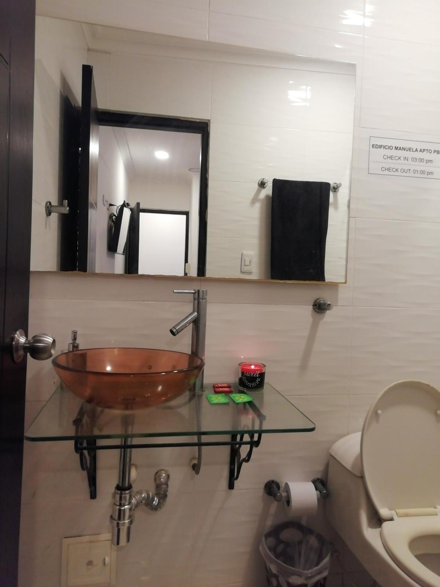 Apto Amoblado Barrio Alpes Apartamento