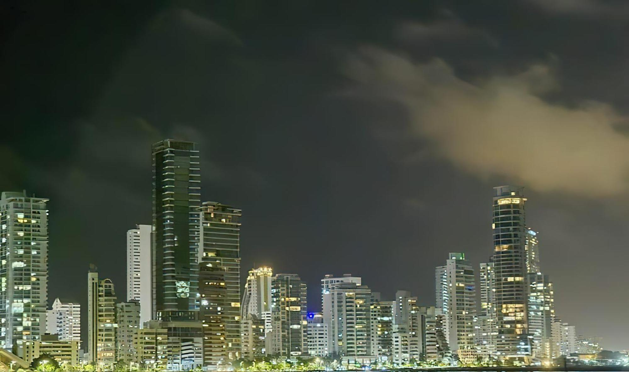 Close To Historic And Cartagena