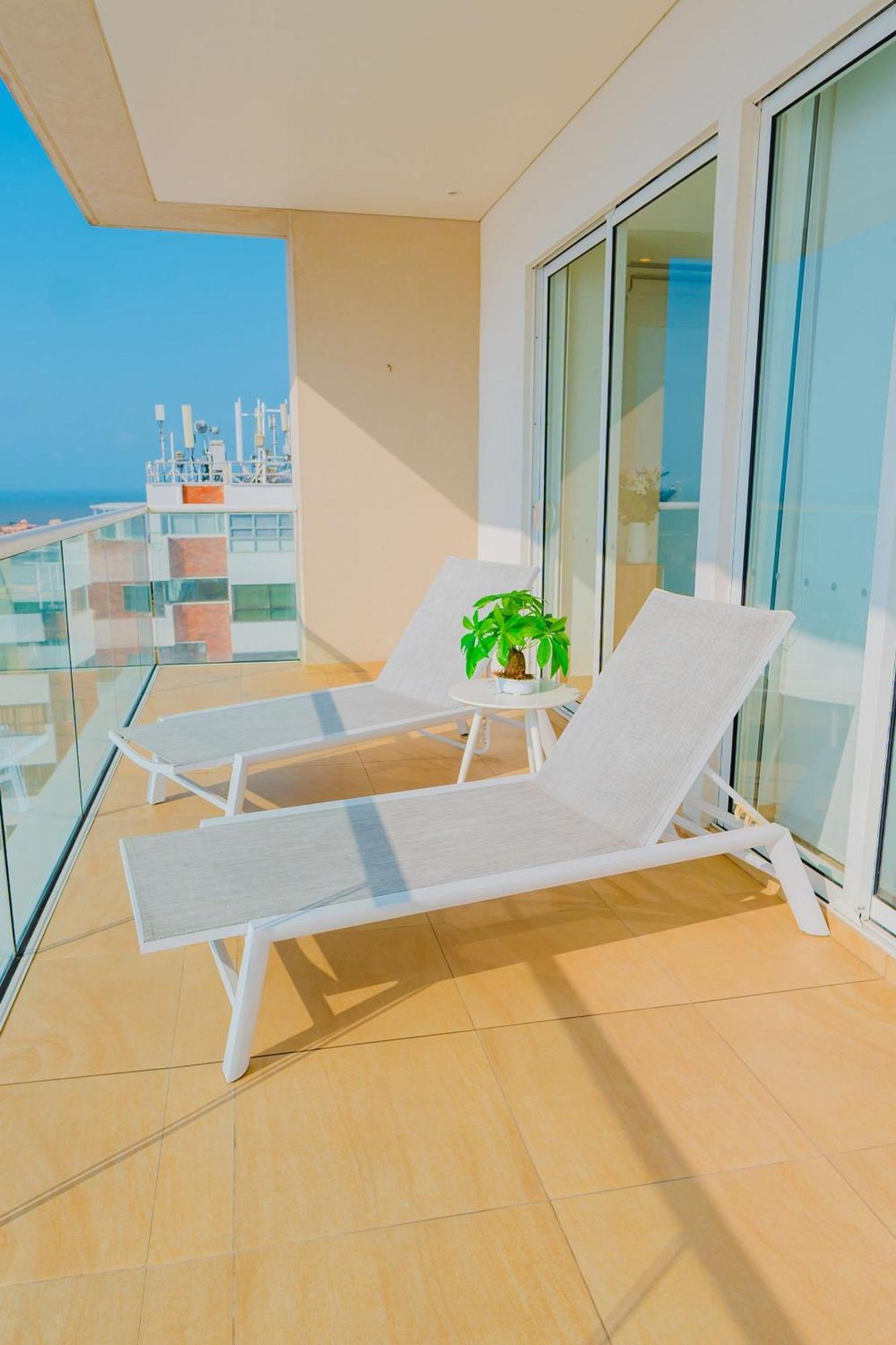 U-go Edificio H2 En Bocagrande Frente Al Mar