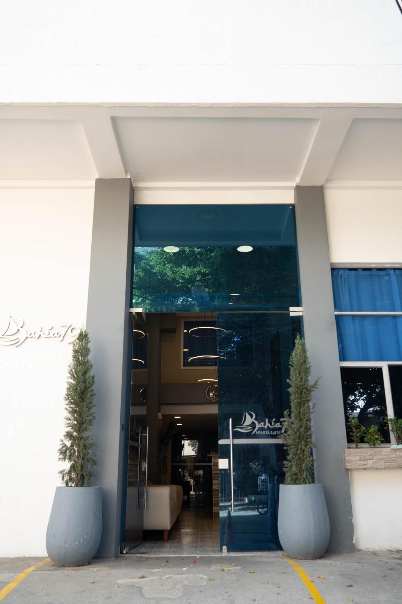 Apartamento Con Balcón Cerca Al Centro *
