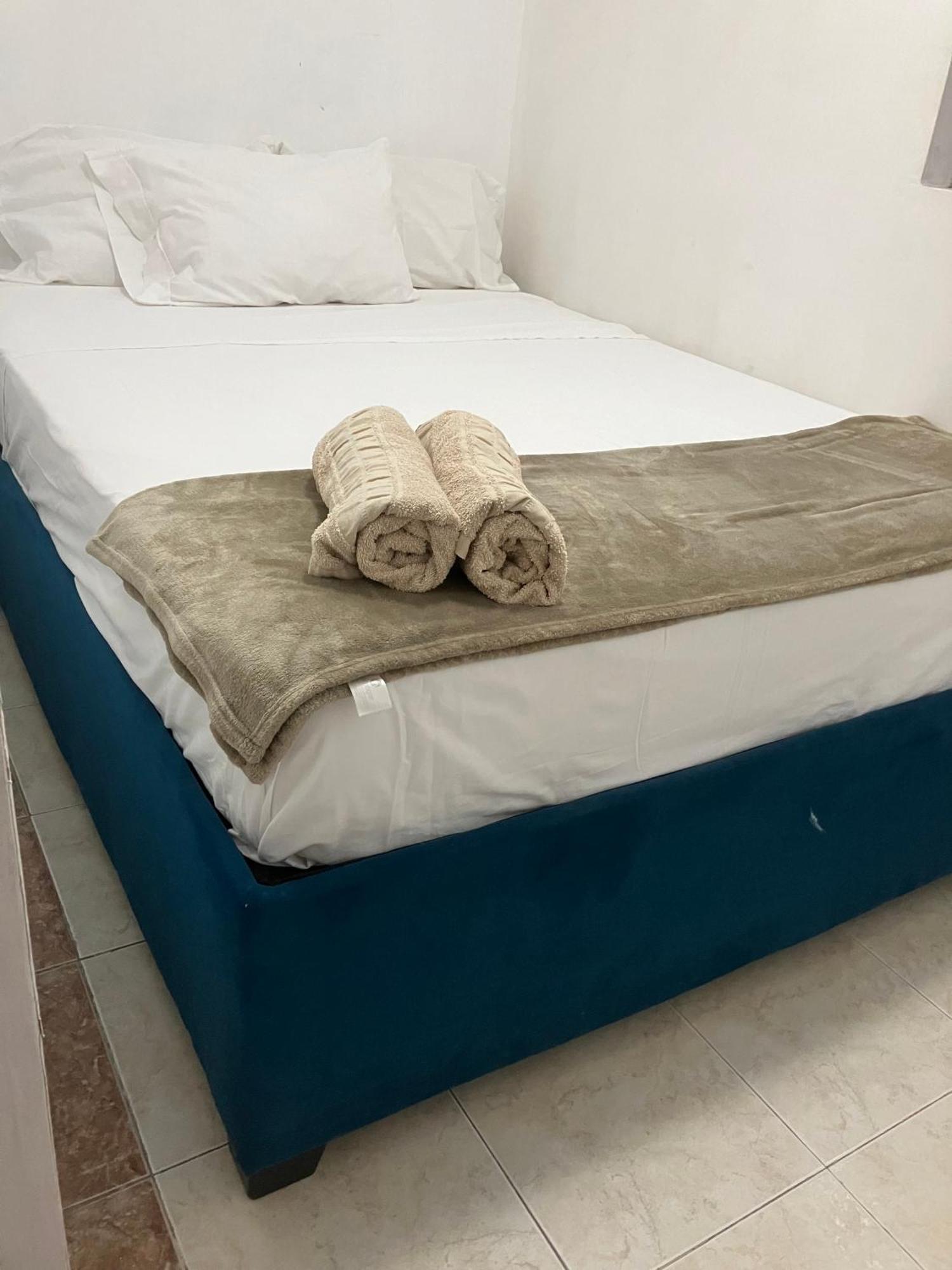 Marina Tower Apartment