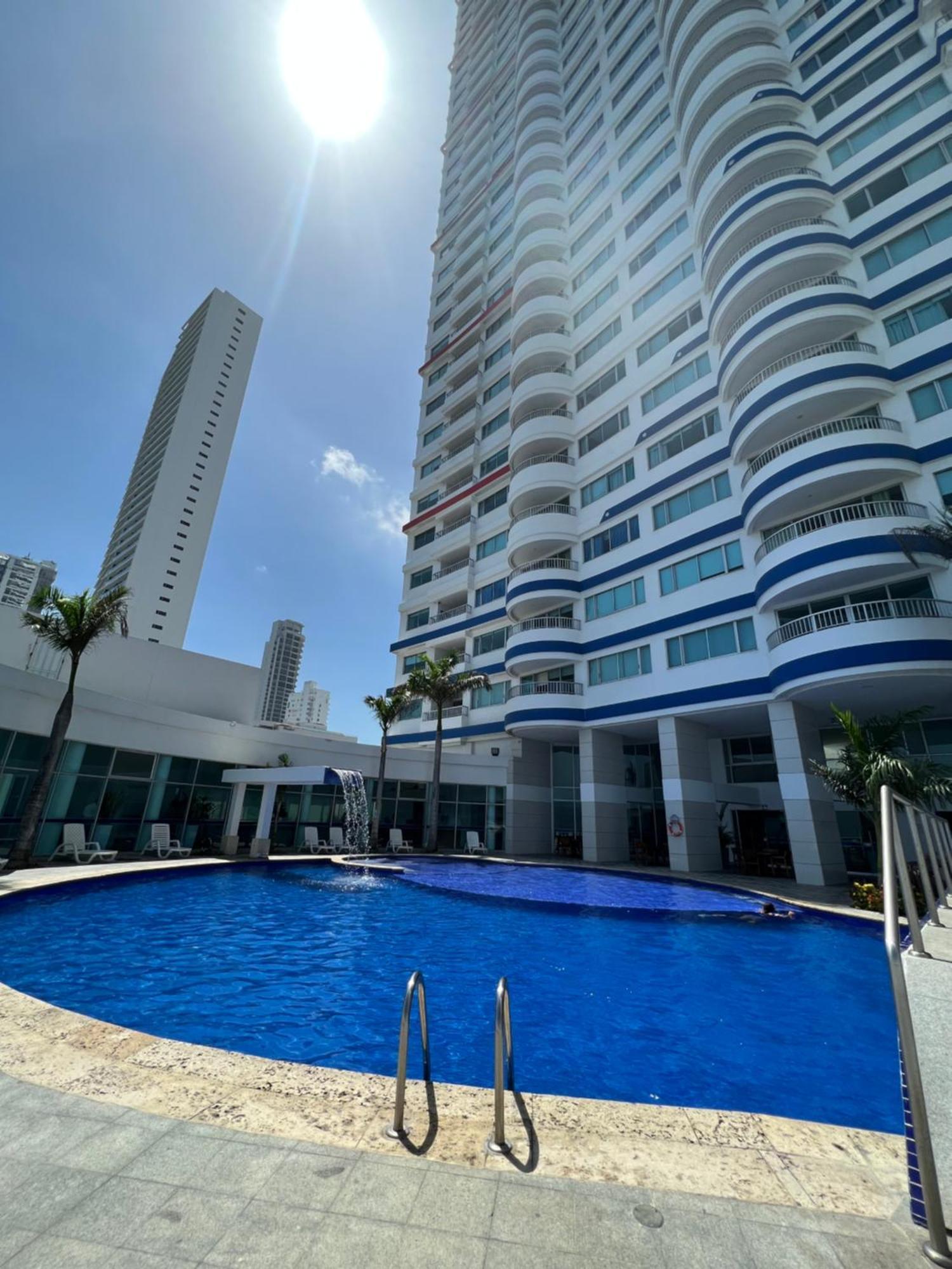 Luxury Beachfronts En En Bocagrande Y Marbella Apartamento Cartagena